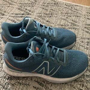 New Balance 880 Fresh Foam Men’s 7.5 D (Normal Width) Neutral Running Shoes